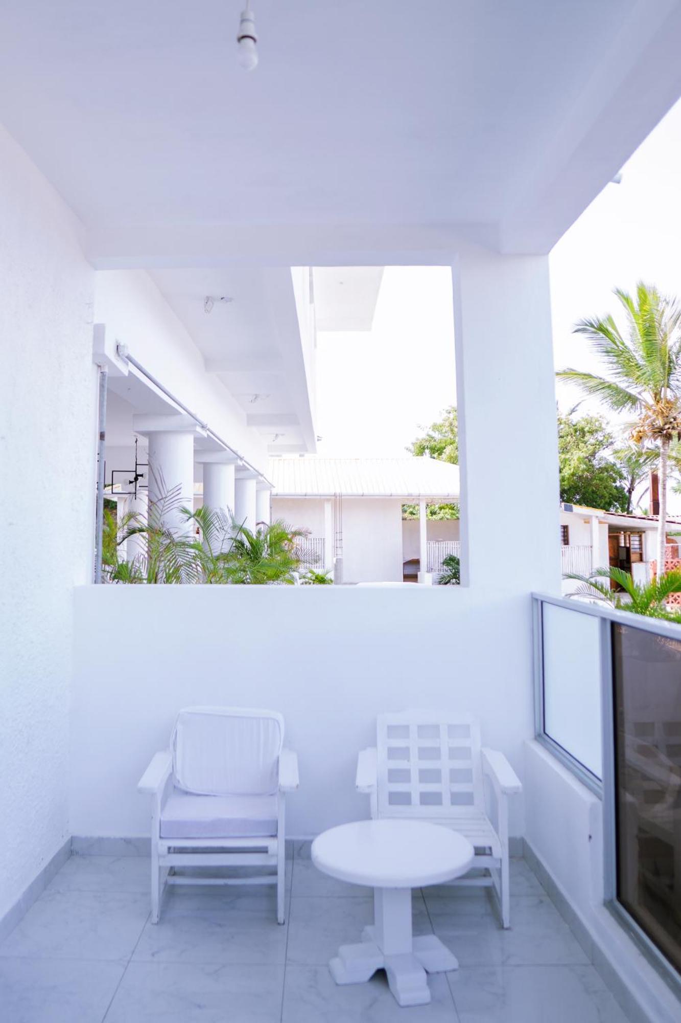 Met Beach Resort Malindi Exterior foto